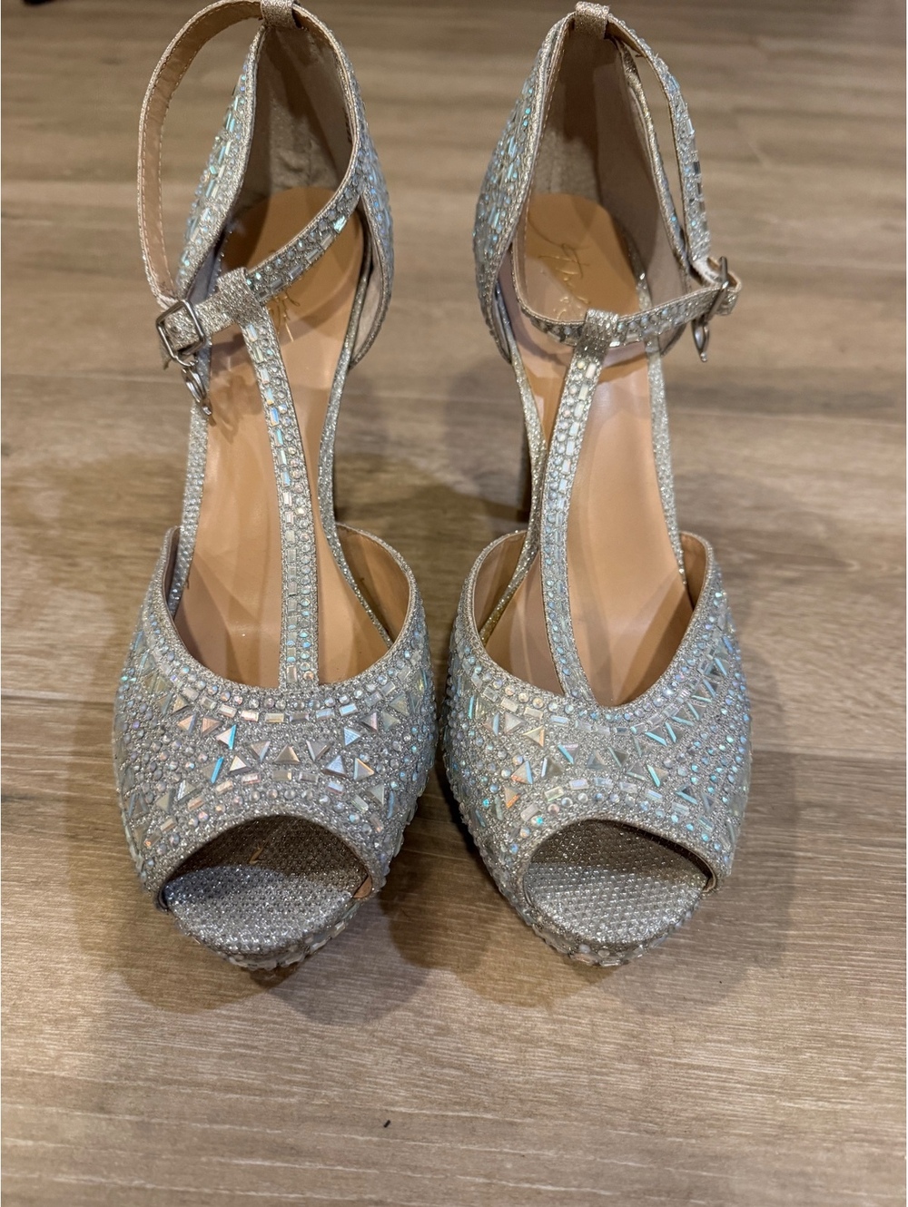 Thalia Sodi Chace Silver Rhinestone Platform Heels Size 11 ✨